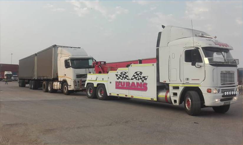 Durans Towing Logo