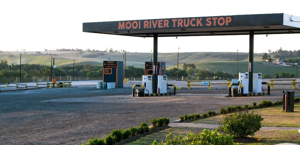 Mooi River Truck Stop Logo