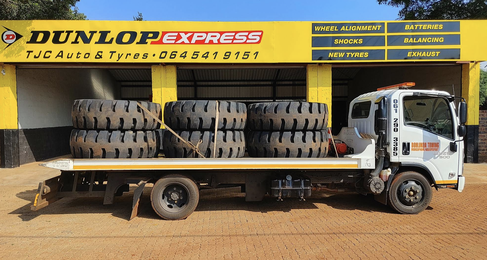 Dunlop Express Naboomspruit Logo