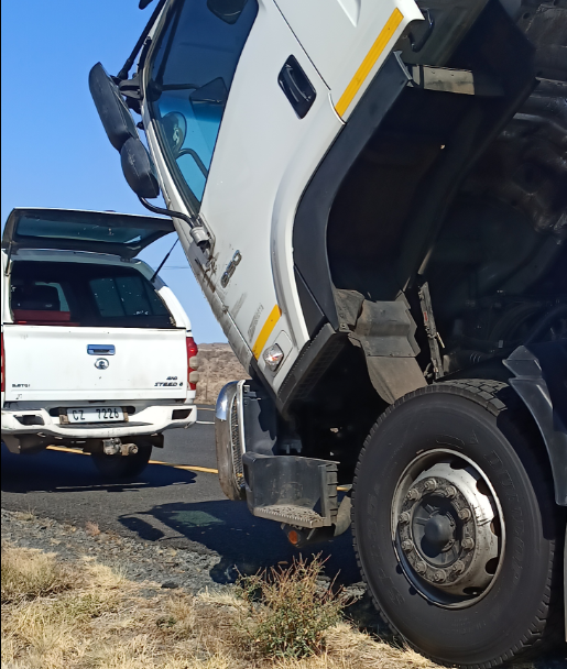 Beaufort-West Truck Mechanic Logo