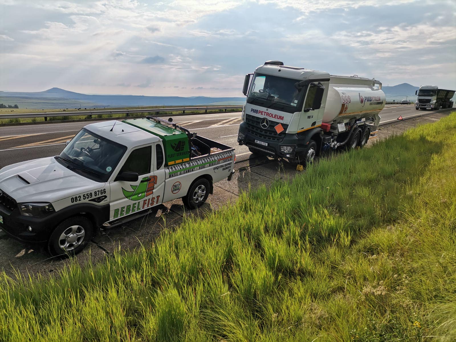 Rebel Fist - Mobile Truck Repairs Logo